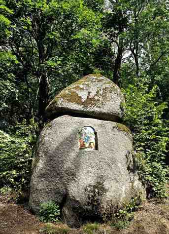 Bildstein am Weg nach Leonhard 